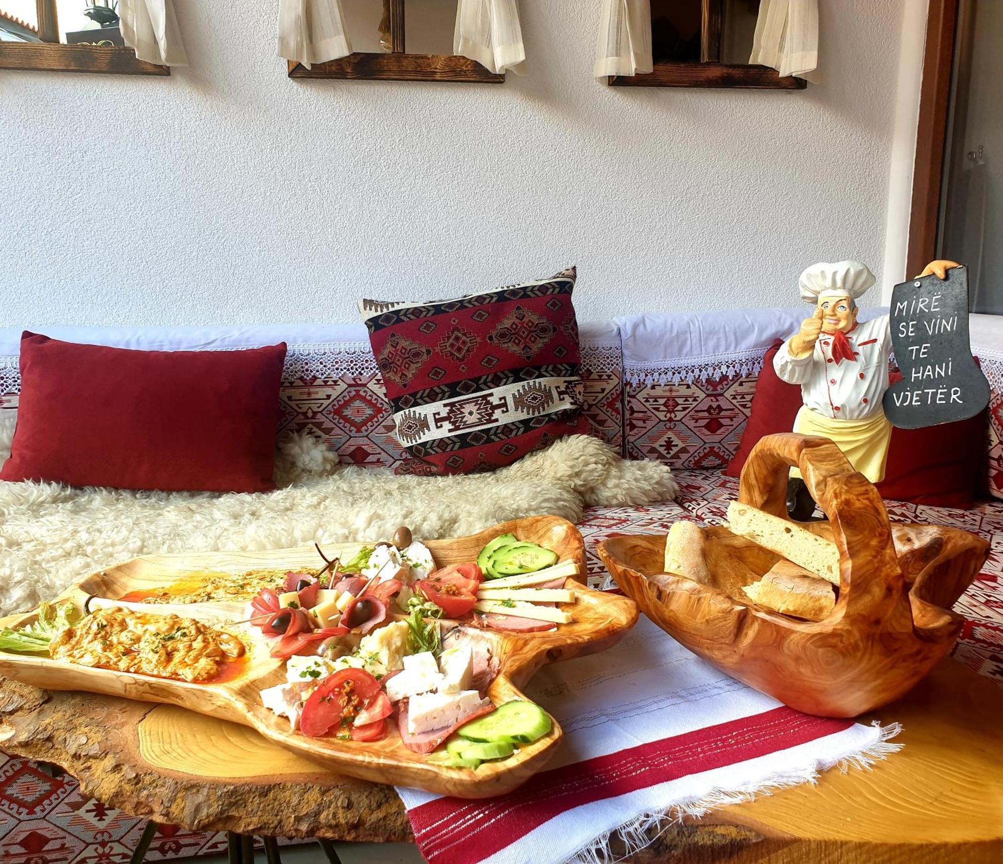 Hani I Vjeter Boutique Hotel Prizren Rom bilde
